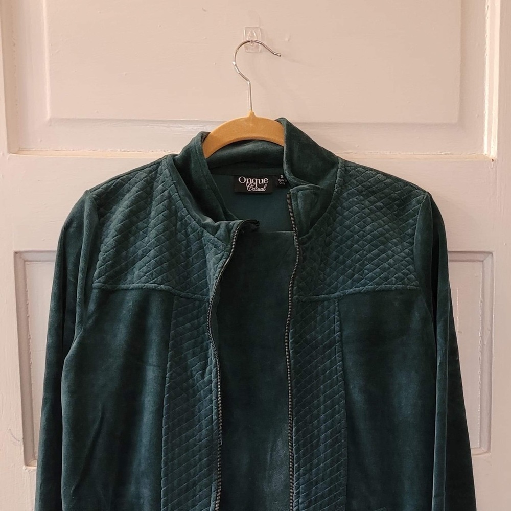 Onque casual, matching lounge green lounge set, size small